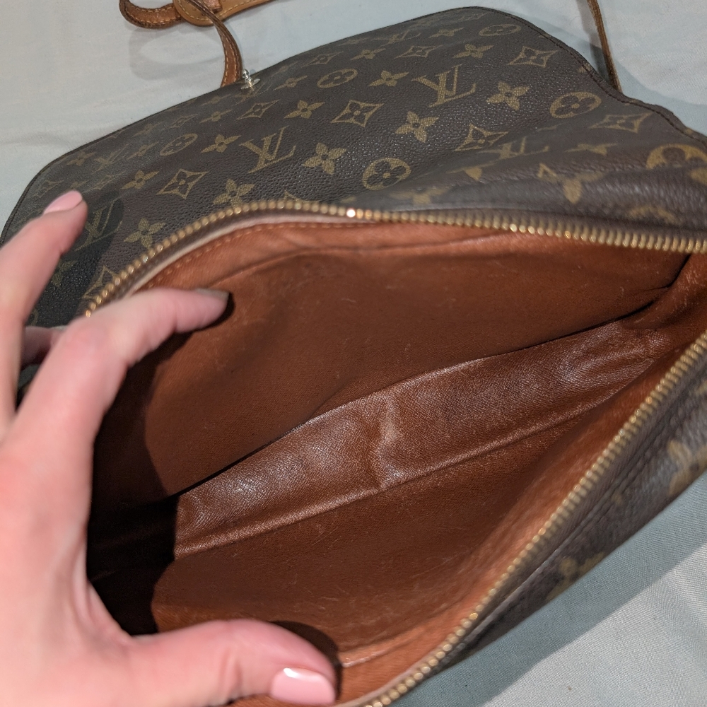 LOUIS VUITTON Monogram Saint Germain Shoulder Bag - Picture 7 of 16